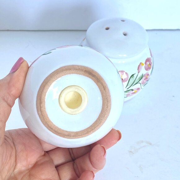 Hand-Painted Ceramic Salt & Pepper Shakers With Pink Floral Roses Design - Picture 3 of 5